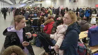 Jeden Tag Sonderzüge: Tausende ukrainische Flüchtlinge treffen in Berlin ein