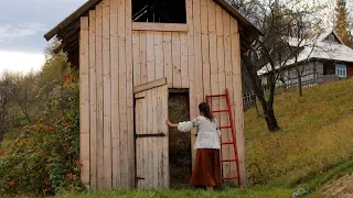 LEFT THE CITY FOR A MOUNTAIN VILLAGE! Handcrafting and Cooking Rustic Dessert