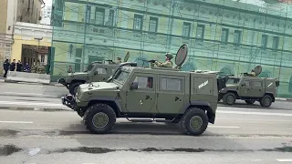 С днем Победы. Парад военной техники. Нижний Новгород, Нижне-Волжская набережная. 9 мая 2021 г.