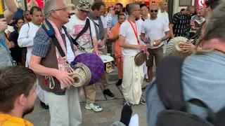 Hare Krishna bliss at Oxford Circus - 12.6.21