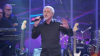 Ritchie canta "Menina Veneno" no Altas Horas (2024)