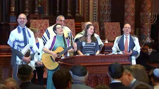 Friday Night Service, Central Synagogue - April 19, 2024