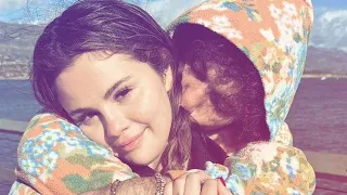 Selena Gomez and Benny Blanco’s Romantic Kiss!