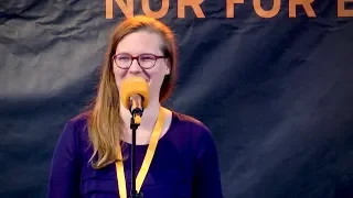 Kirsten Fuchs live beim radioeins Parkfest 2018