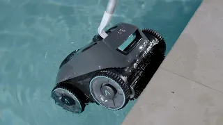 Aiper Seagull Pro -The World's Best Cordless Robotic Pool Cleaner