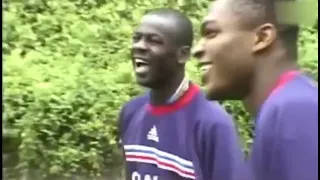 RONALDO FENÔMENO SENDO TEMA DE CONVERSA DE THURAM E DESAILLY