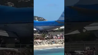 Plane's jet blast blows people away on beach #shorts #beach #aviation