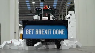 политическая реклама Консервативная партия. Великобритания 2019. Ломаем стену брекзитом.