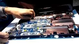 Разборка ноутбука Acer Aspire E1-531 - чистка от пили, замена термо-пасты