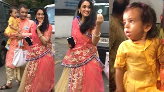 TMKOC Fame (Daya Ben) Aka Disha Vakani Snapped With Husband Mayur & Daughter Stuti For Durga Pooja