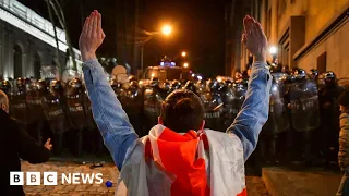 Georgia withdraws Russian-style draft law after protests - BBC News