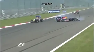 Sebastian Vettel and Mark Webber crash at live Turkish GP 2010