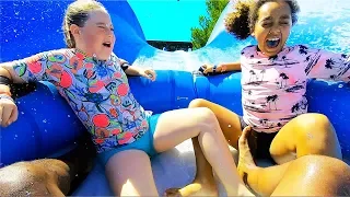 SCARY WATERPARK WATERSLIDES IN SPAIN!!