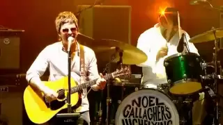 Noel Gallagher - Whatever [Live V Festival 2012] - Hylands Park, Chelmsford