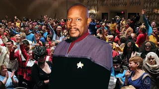 Avery Brooks Thanks the fans and talks about what he has been doing (STCCE)