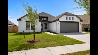 Inviting NEW Home with Stylish Features & Spacious Retreat in Moore, OK
