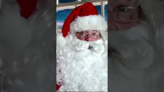 Drunk Santa Claus Tells Bad Jokes - Saggy