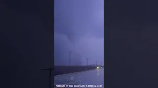 TORNADO West of Chicago, and Lightning Zaps Willis Tower