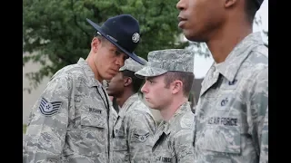 Primeros días de haber entrado a la militar de los Estados Unidos - Air Force (Fuerza Aérea)