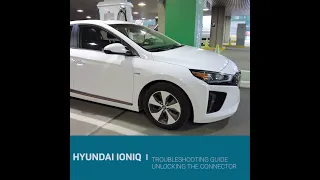 Removing the stuck connector – Hyundai Ioniq