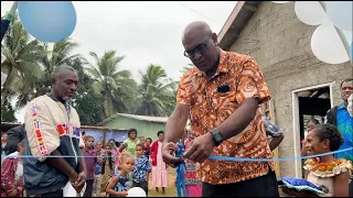 Fiji's Minister for Health commissions the Sauva settlement water supply