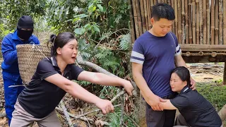 A girl and a boy went into the forest to pick vegetables and were chased by bad guys