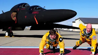 Exclusive: U-2 Dragon Lady Best Aircraft in Crazy Action