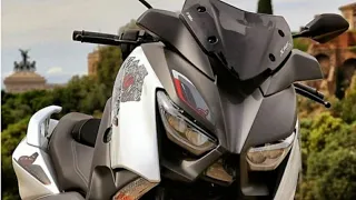 All New Yamaha XMax 300 Milky white 2022 - walkaround