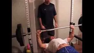 125kg bench press (275lbs)