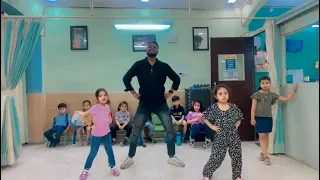 Dance ka Bhoot chadiya...Kids learning dance #danceacademy #kakshaacademy #academics #kidsdance