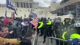 Pro-Trump Protesters Clash With Police at US Capitol