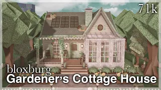 Bloxburg - Gardener's Cottage House Speedbuild (exterior)