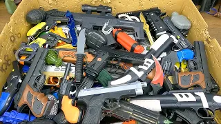 BB Weapons / Equipmet / Knife / Beaded Rifle / Box of Toy Guns