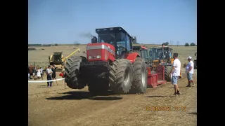 MASSEY FERGUSON 9240 Tractor pulling.