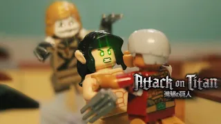 Lego Attack on Titan: Eren vs Armoured Titan | Лего Атака Титанов: Эрен против Бронированного Титана