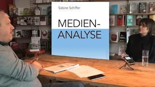 "Medienkompetenz stärken, Debattenräume zurückerobern!" - Prof. Sabine Schiffer im Gespäch