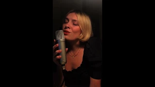 Loin (L'Affaire Louis Trio cover) - Hélène Sio