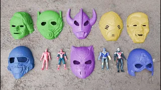 Membersihkan Topeng Spiderman Ironman Hulk Captain America Thanos Antman Joker Ultraman Power Ranger