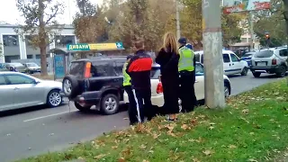 ДТП лёгкое Херсон 31.10.2020 по ул. Кулика, дорогие машины, остановка завода Петровского