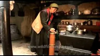 Making butter tea : A Tibetan speciality