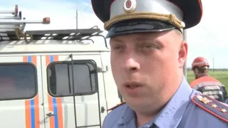 У деревни Зверинцы в кювет улетели два авто