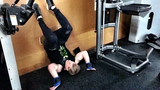 EPIC CROSSFIT FAIL - Hand Stand Pushup