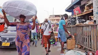 HOW IS SHE CARRYING ALL THAT ON HER HEAD? ||AFRICAN WALK VIDEOS