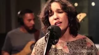 Ile - 'Caníbal,' Live on Soundcheck