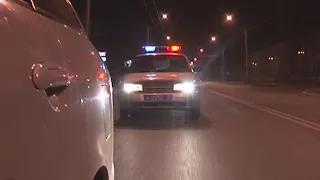 Стрельба в Минусинске: полиция открыла огонь по машине юного лихача