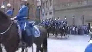 CAOS EN EL CAMBIO DE GUARDIA