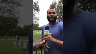 Atheist Shuts Down Islamophobic Heckler