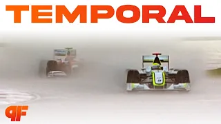 A CORRIDA EM QUE CAIU O MUNDO NA MALÁSIA! - Volta a Volta #44 (GP da Malásia 2009) - Primeira Fila