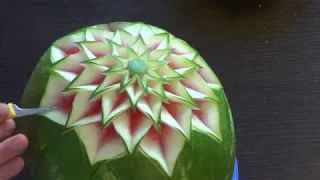 #163 How to carve a star pattern watermelon with one knife - simple carving garnish for beginners