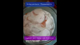 Joghurt mit Früchten. Fasten und Diäten. Rezeptvorschlag Nachspeise